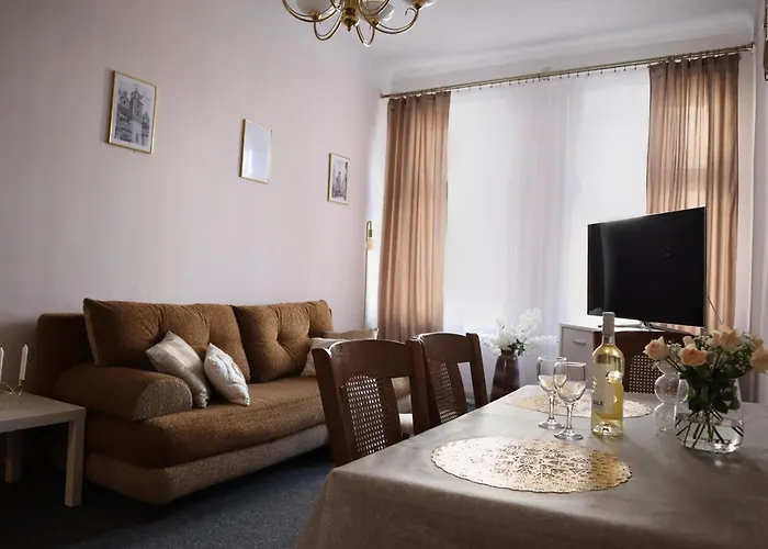 555 Flat - 55 M² Mieszkanie, 5 Min - Dworzec Glowny