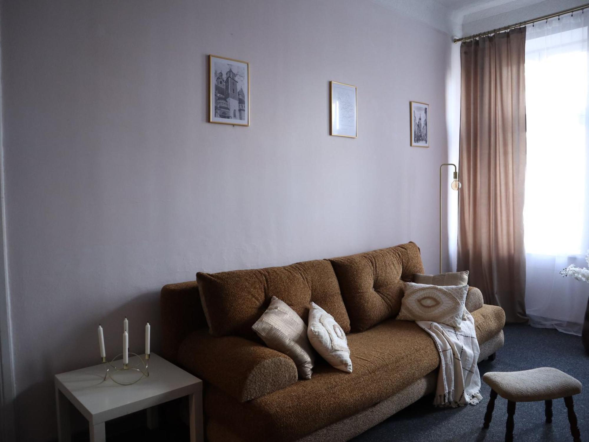 555 Flat - 55 M² Mieszkanie, 5 Min - Dworzec Glowny Apartment