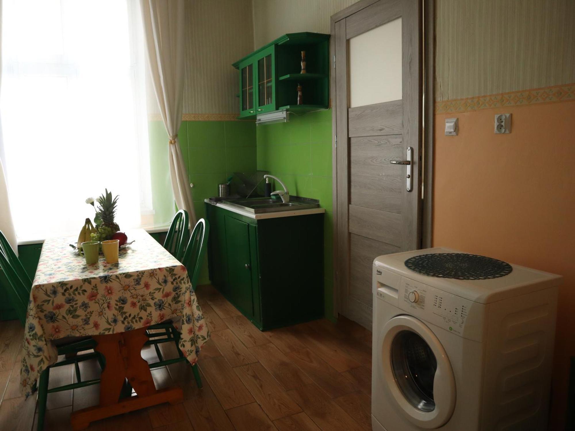 555 Flat - 55 M² Mieszkanie, 5 Min - Dworzec Glowny