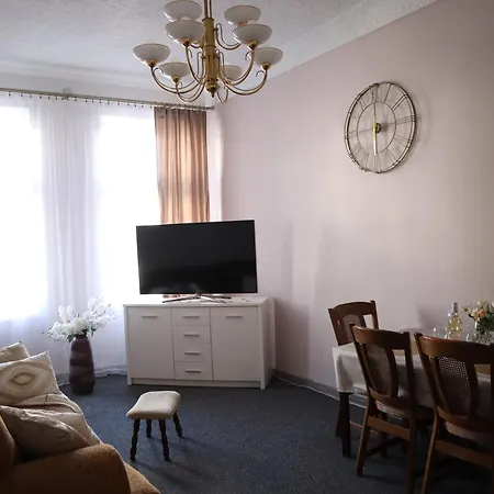 555 Flat - 55 M² Mieszkanie, 5 Min - Dworzec Glowny Kraków Zewnętrze zdjęcie